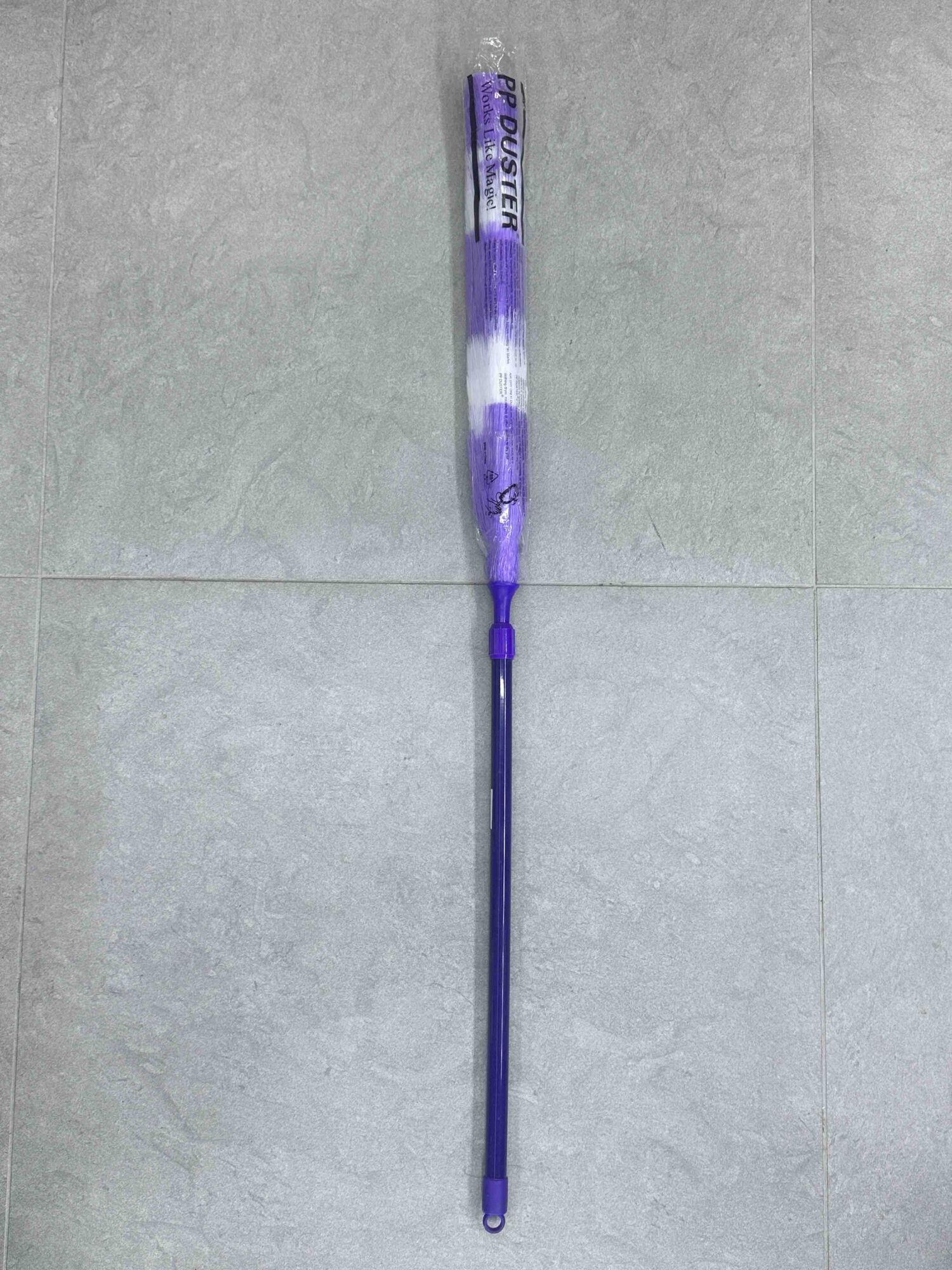 Plastična metlica za brisanje prašine