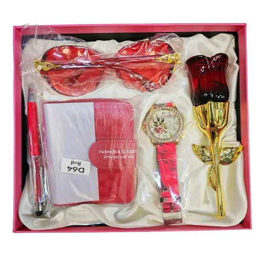 Ženski poklon set sa ružama i modnim detaljima