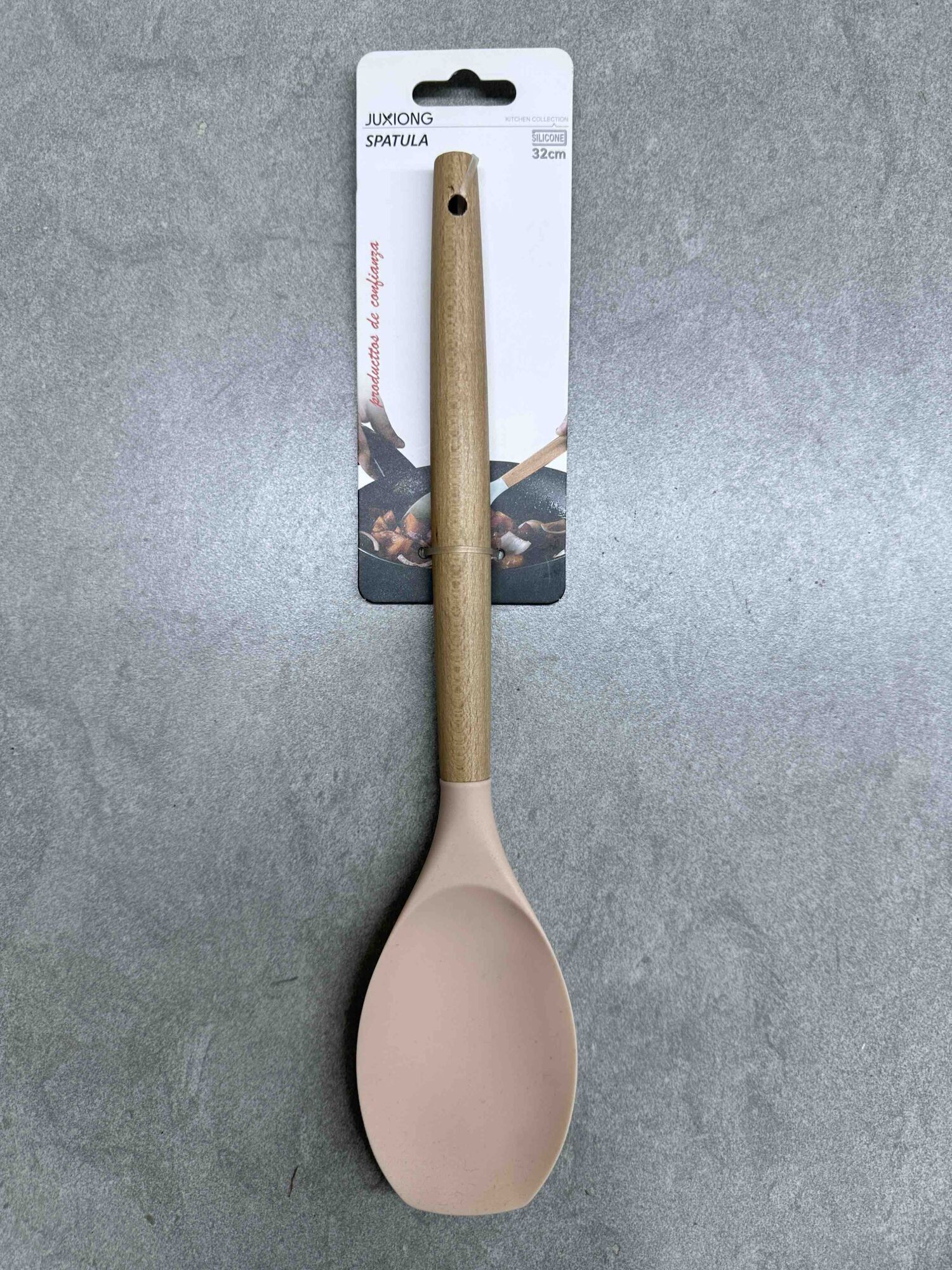 Silikonska spatula sa drškom od drveta