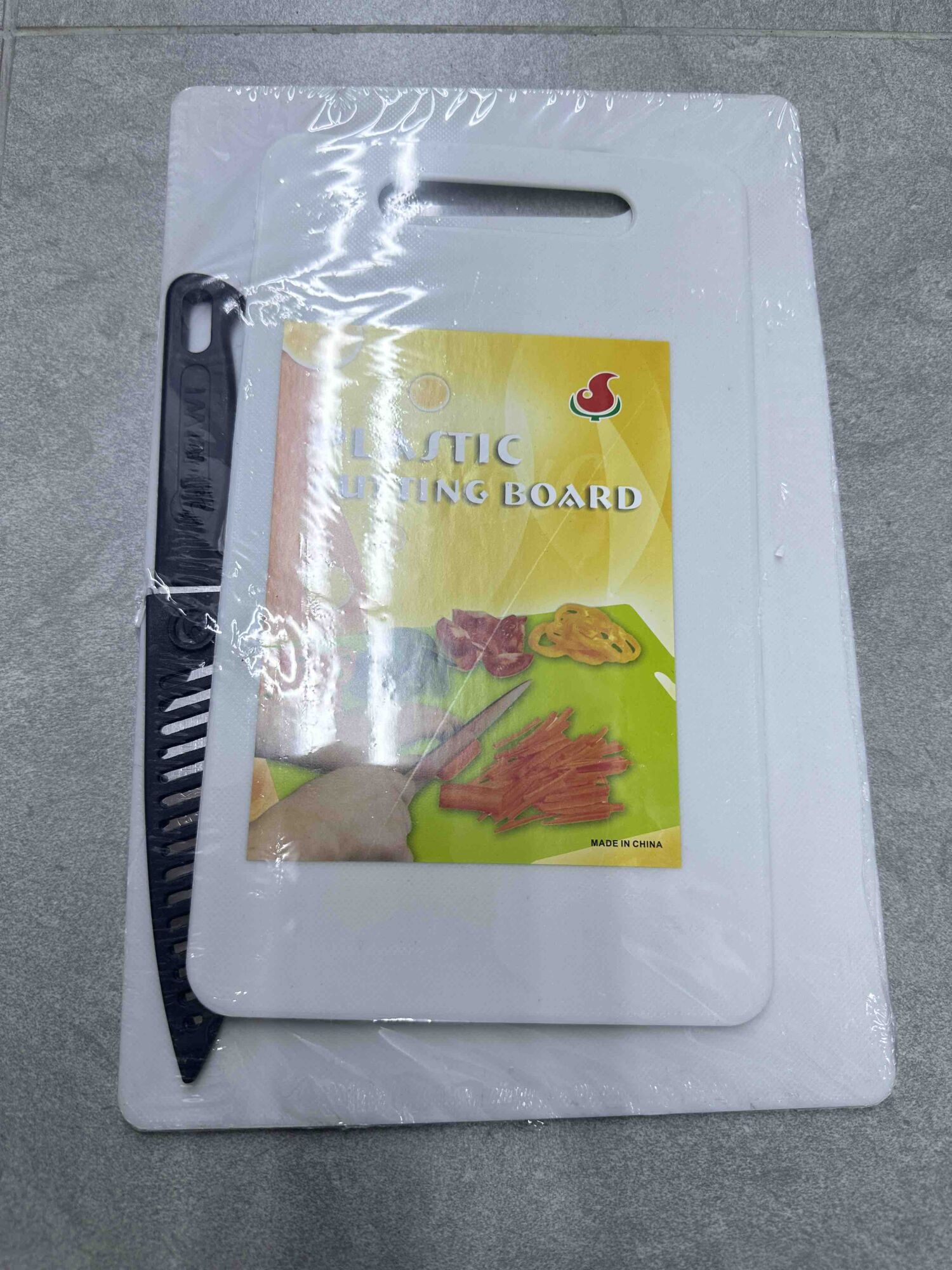 Plastične daske za sečenje sa priborom