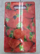 Plastična daska za sečenje sa jagodama