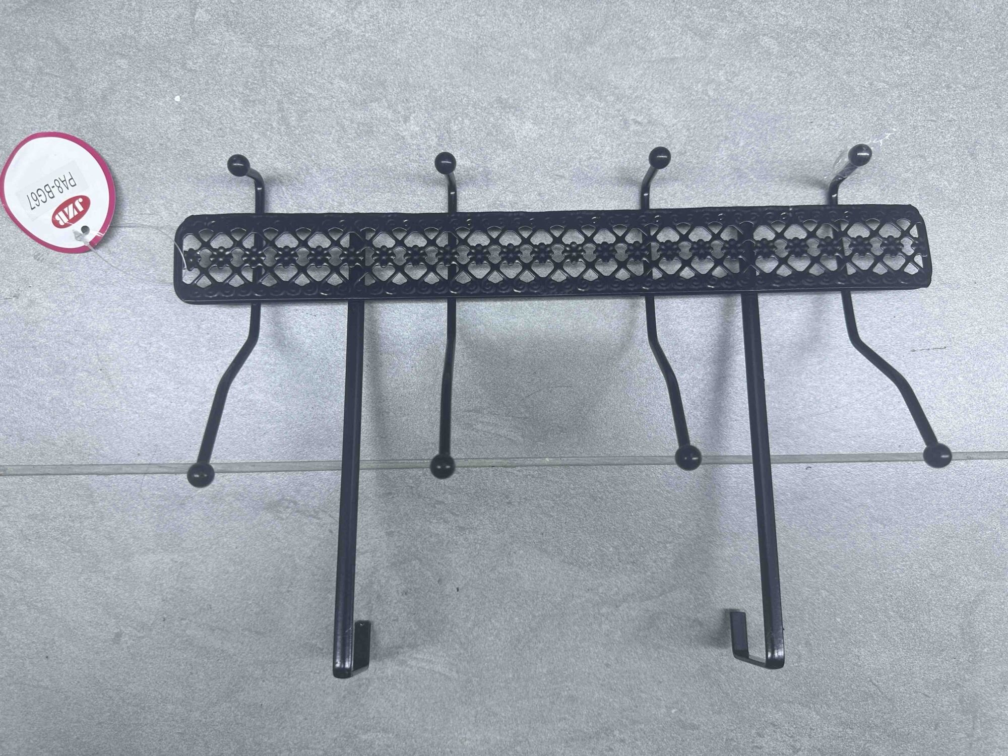 Metalni zidni držač sa kukama