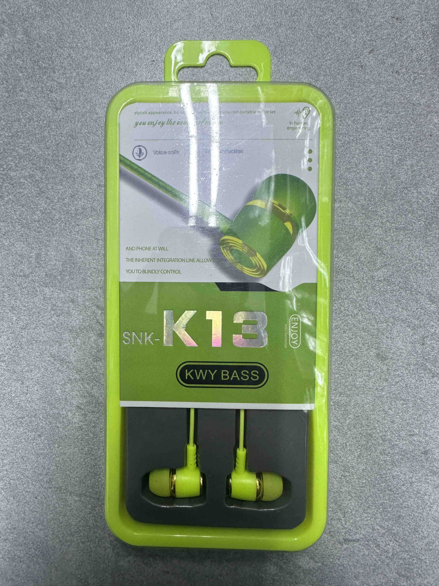 Kablovne slušalice K13