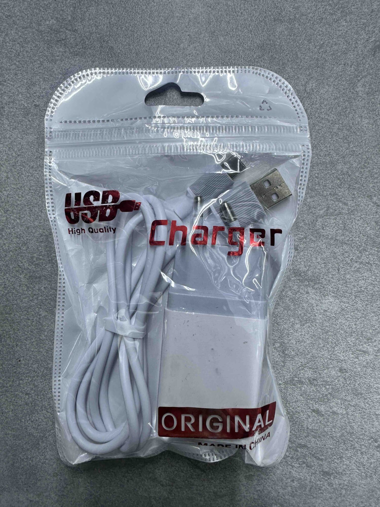 USB punjač sa kablom