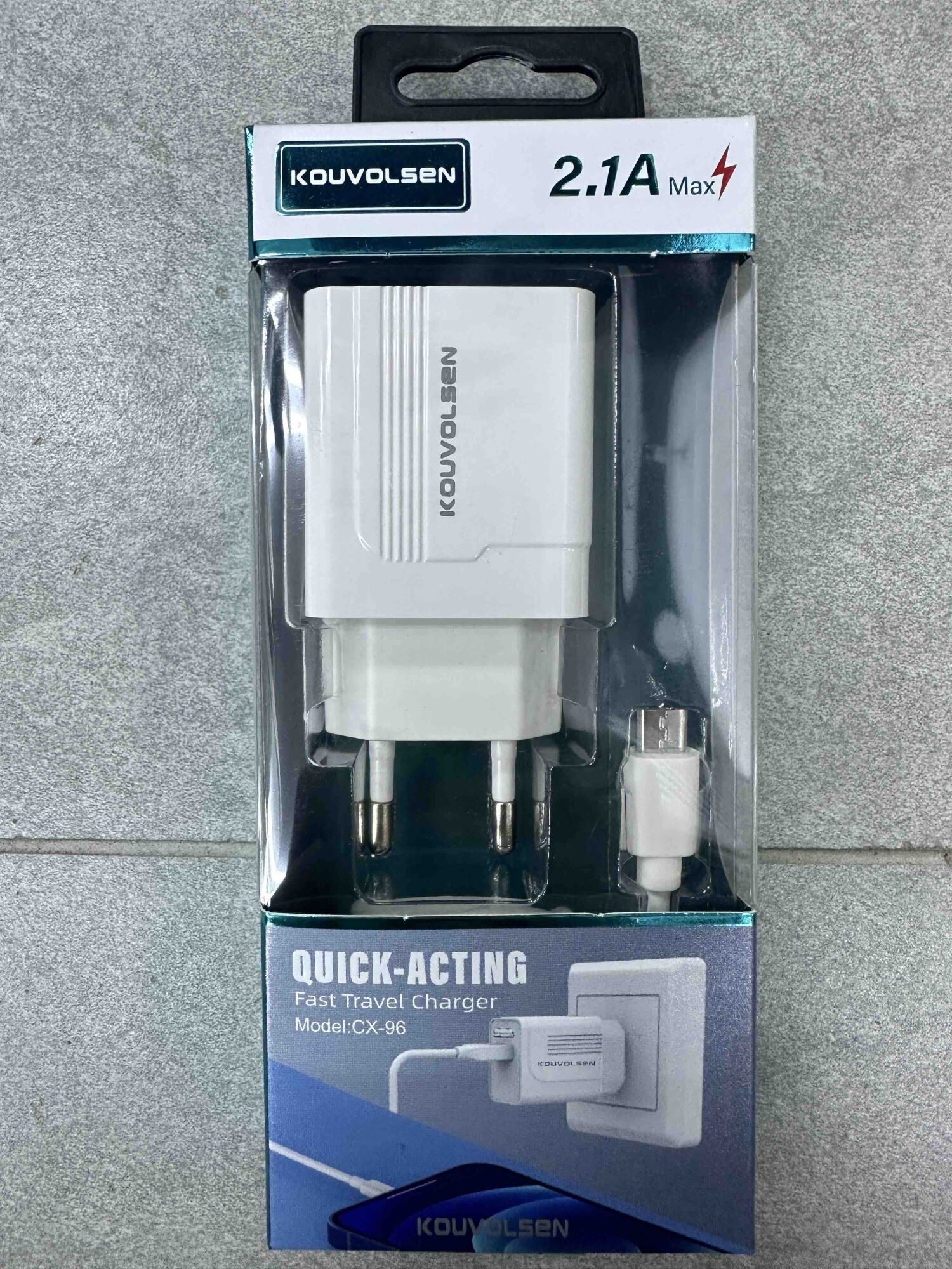 Punjač sa kablom 2.1A