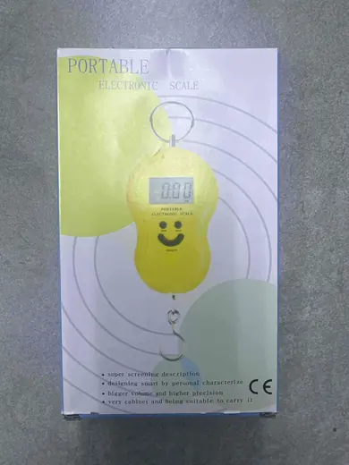 Prenosiva digitalna vaga sa kukom