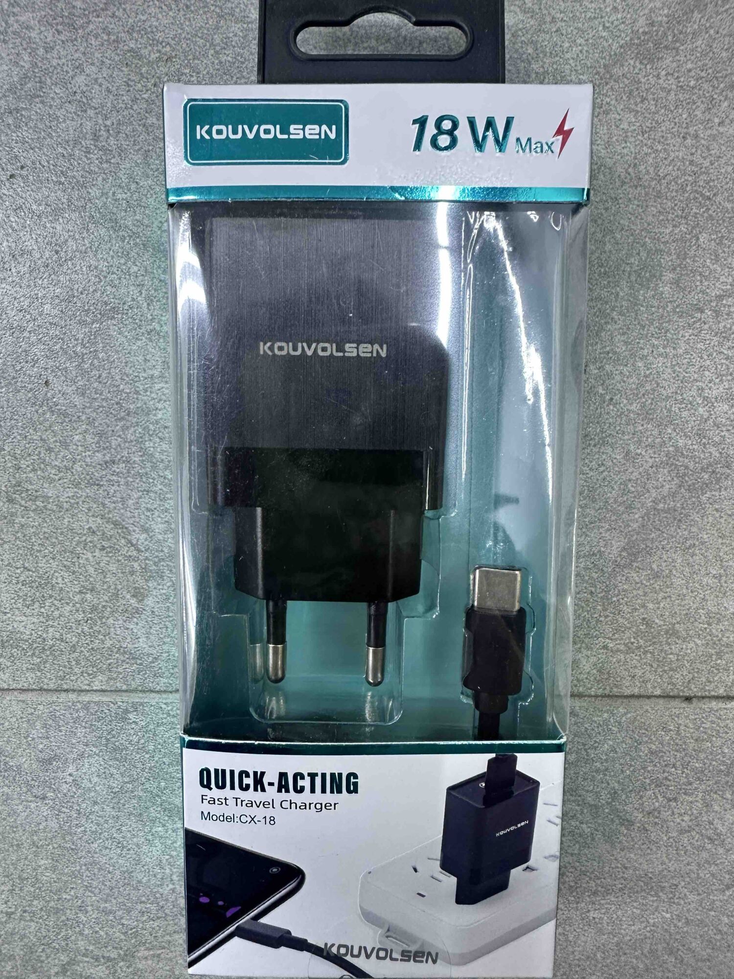 Brzi punjač 18W sa USB-C kablom