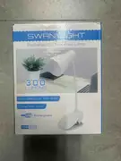 Punjiva stolna lampa sa stezaljkom