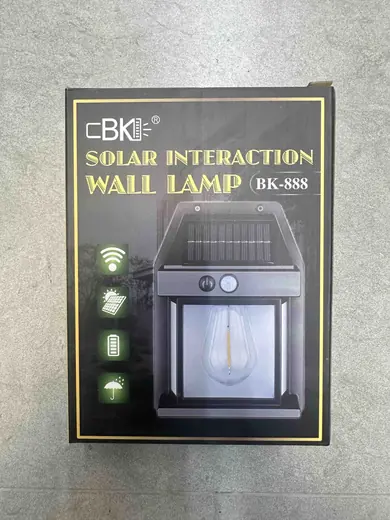 Solarna zidna lampa