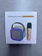 Karaoke zvučni sistem sa mikrofonom