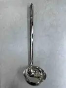 metalna kutlača za supu